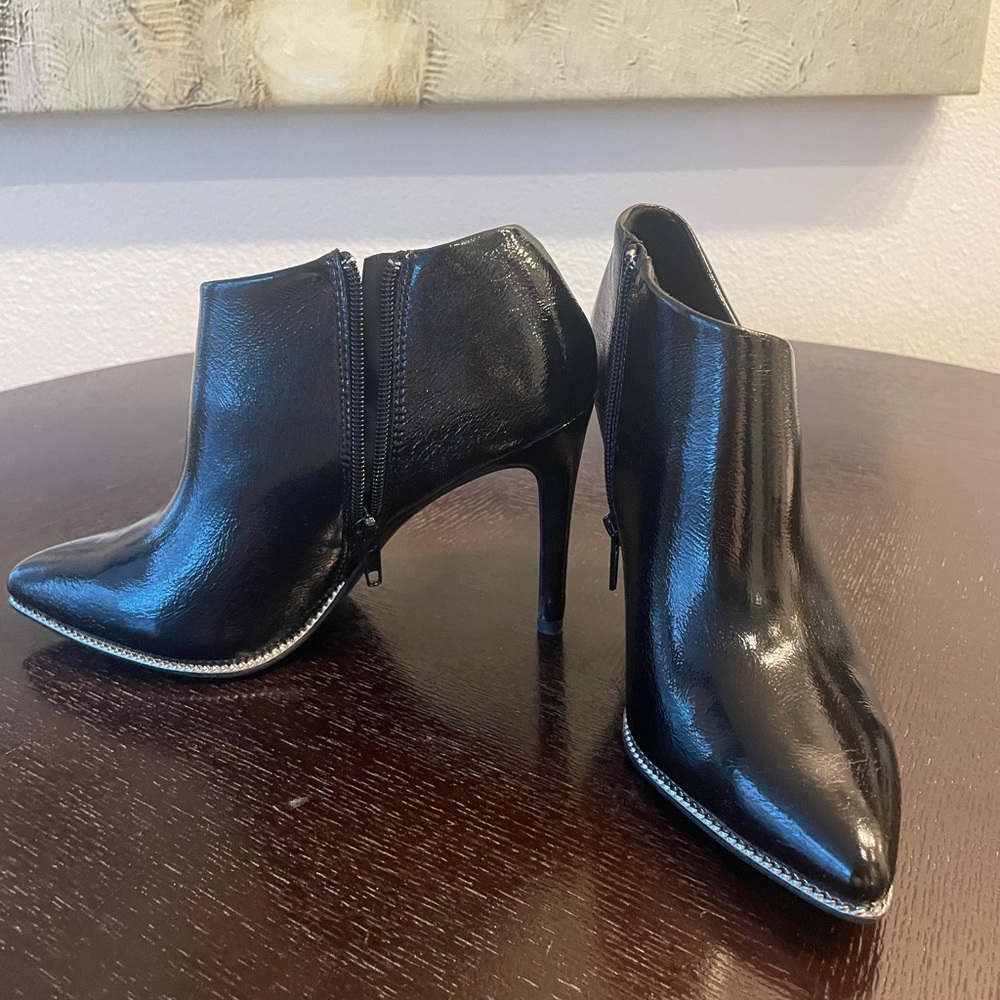 Bcbg Generation Hadix Bootie 6.5